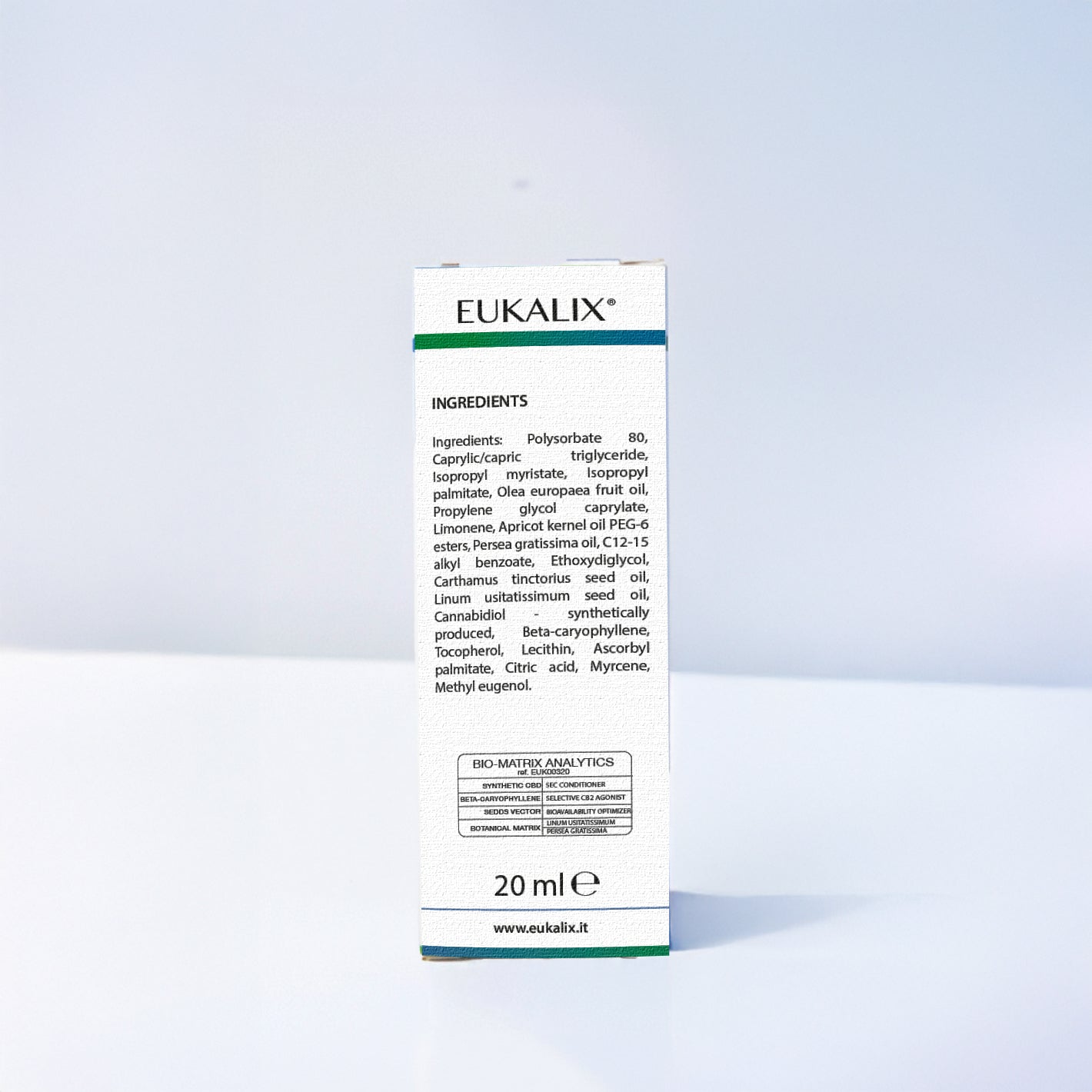 EUKALIX All-In Capsaicina, Eucalipto, Repair Plus CBD topical formula in a package, visible side view showing product packaging.
